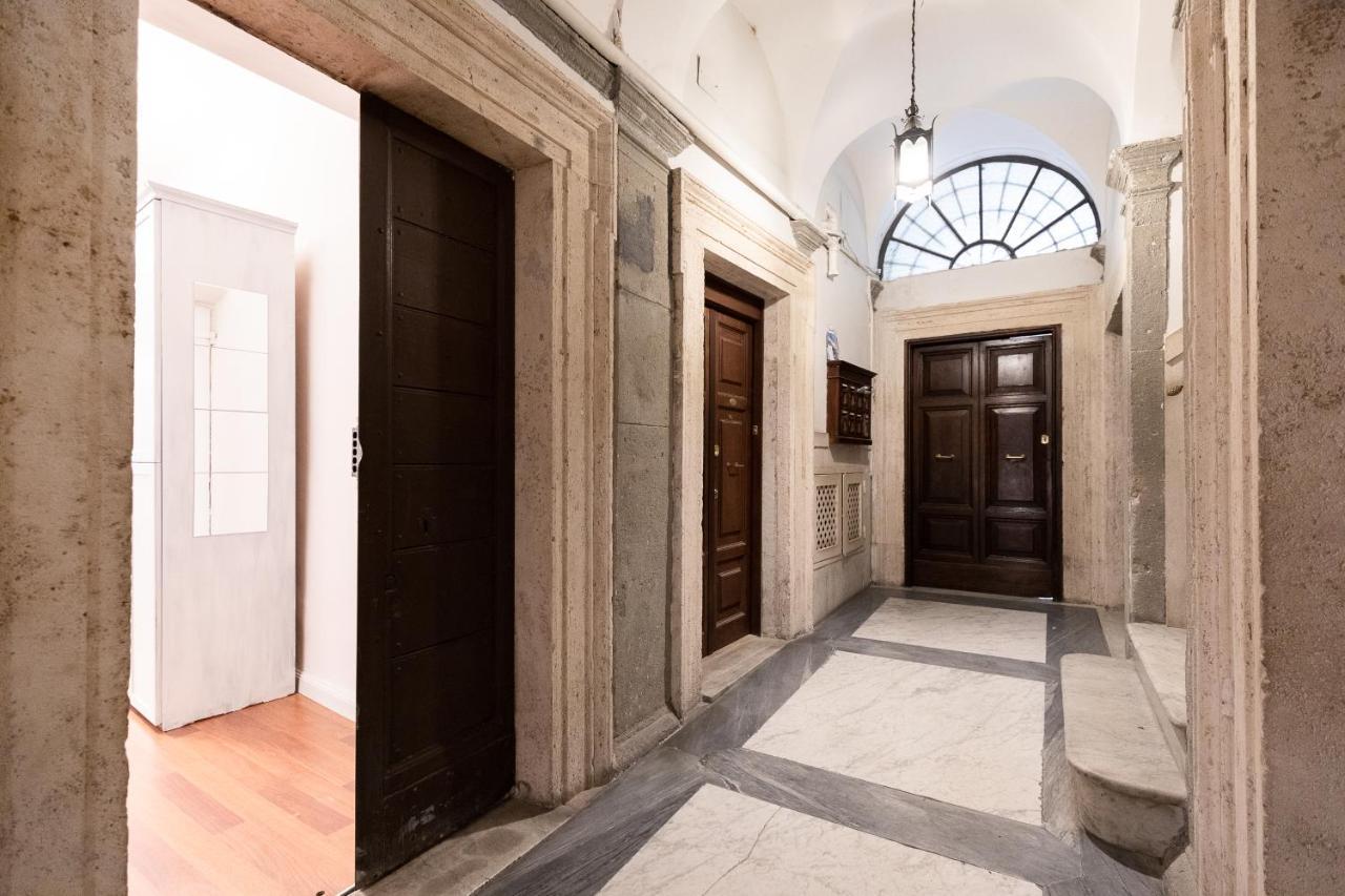 Leonardo Suite Pantheon Rome Exterior photo